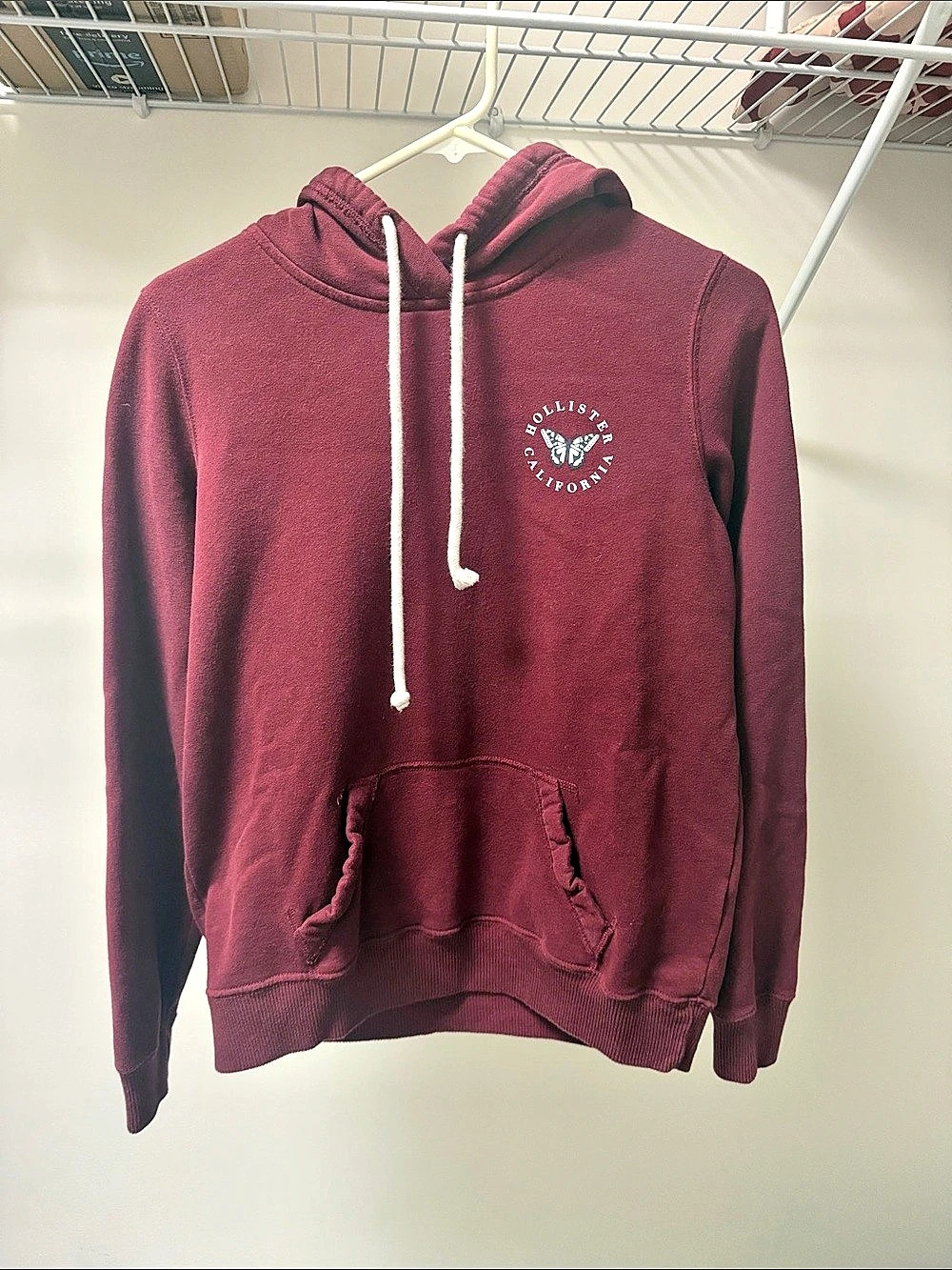 Hollister Feel Good Oversized Butterfly Graphic Hoodie Red Small